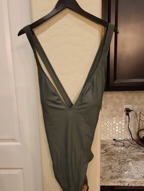 NWT J. CREW olive Green One Piece Cross Back Swimsuit. Sz 18